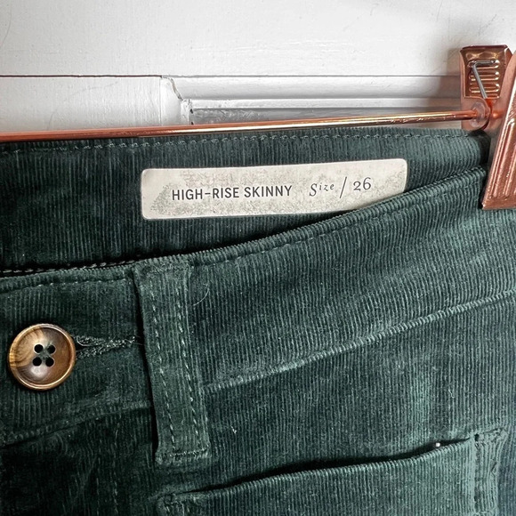 Green pilcro and letterpress high rise slim corduroy sz 26 excellent condition​ - Picture 3 of 6